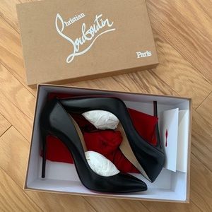 Christian Louboutin Pigalle 100 Leather Pumps